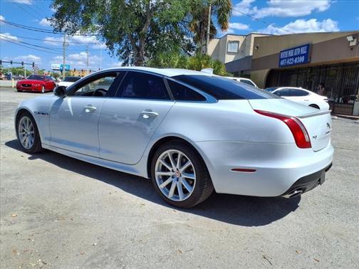 2016 Jaguar XJ XJ R-Sport