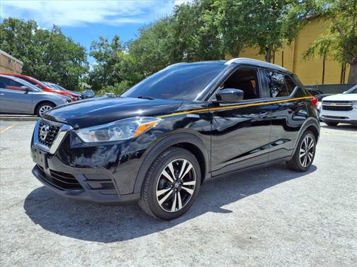 2020 Nissan Kicks SV