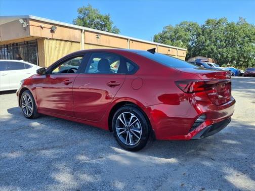2024 Kia Forte LX