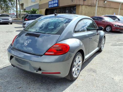 2012 Volkswagen Beetle 2.5L