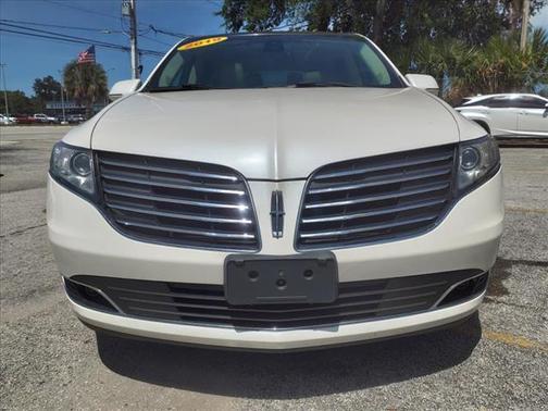 2019 Lincoln MKT Standard