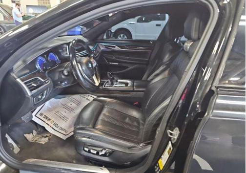 2018 BMW 750 i xDrive