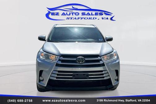 Silver 2019 Toyota Highlander XLE