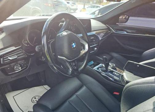 2018 BMW 530 i xDrive