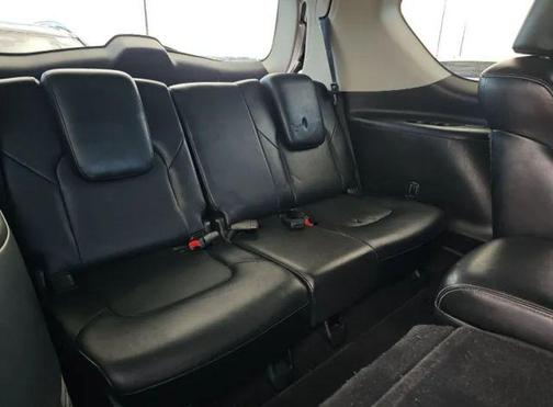 2015 INFINITI QX80 Base