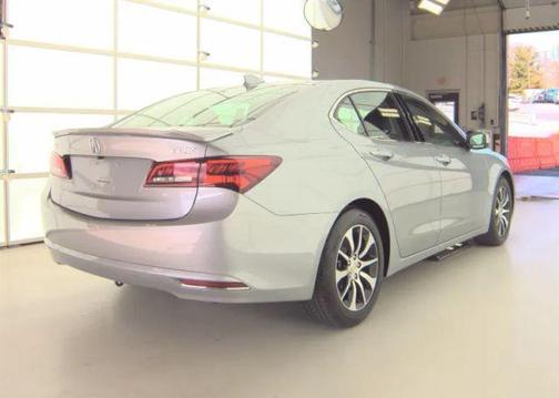 2017 Acura TLX w/Technology Package