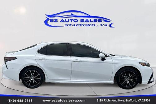 2022 Toyota Camry SE