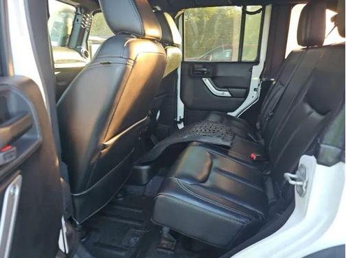 2015 Jeep Wrangler Unlimited Rubicon