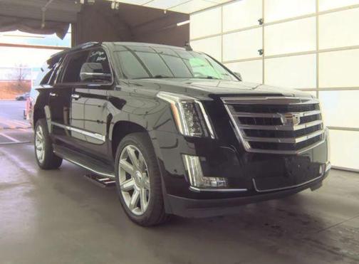 2017 Cadillac Escalade ESV Luxury