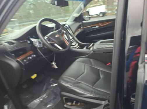 2017 Cadillac Escalade ESV Luxury