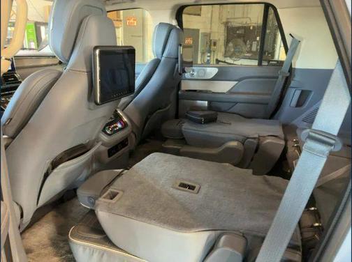 2019 Lincoln Navigator Black Label