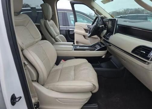 2018 Lincoln Navigator Select