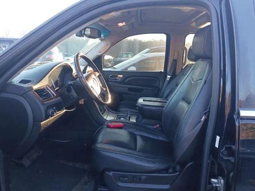 2014 Cadillac Escalade ESV Platinum Edition