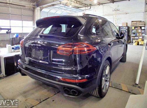 2017 Porsche Cayenne Turbo