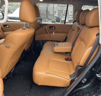 2016 INFINITI QX80 Base