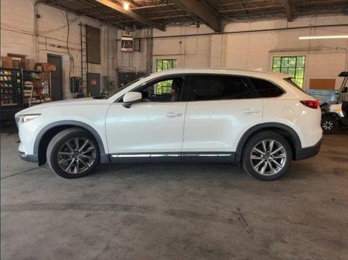 2018 Mazda CX-9 Signature