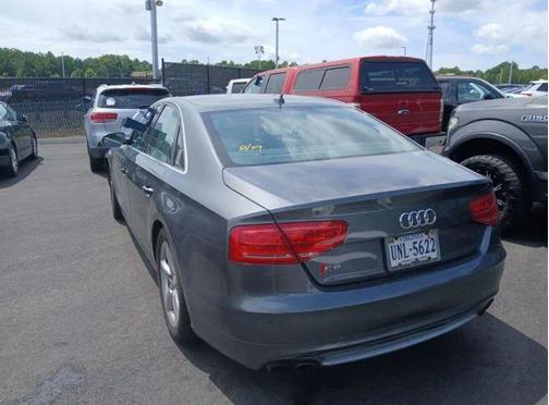 2013 Audi S8 4.0T quattro