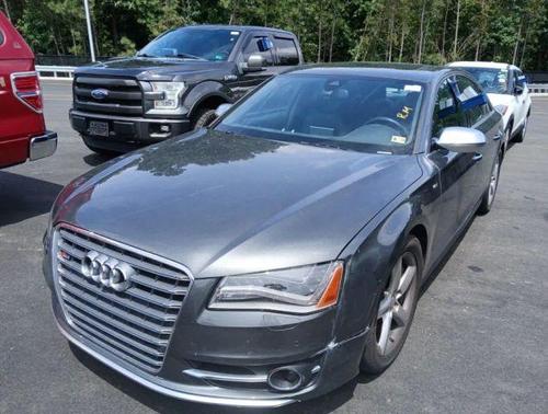 2013 Audi S8 4.0T quattro