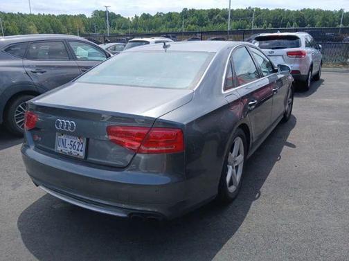 2013 Audi S8 4.0T quattro