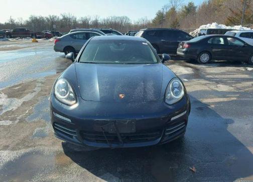 2014 Porsche Panamera 4S