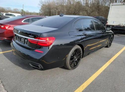 2016 BMW 750 i xDrive