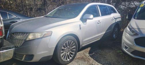 2012 Lincoln MKT Base
