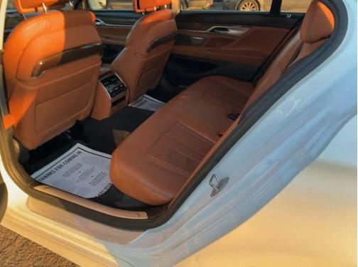 2018 BMW 740 i xDrive