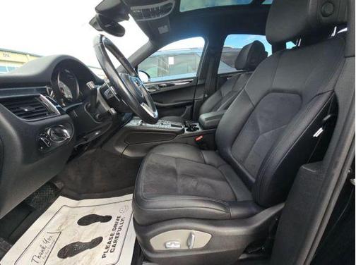2017 Porsche Macan S