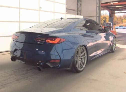 2017 INFINITI Q60 3.0T Red Sport 400