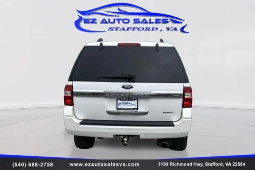 White 2016 Ford Expedition Platinum