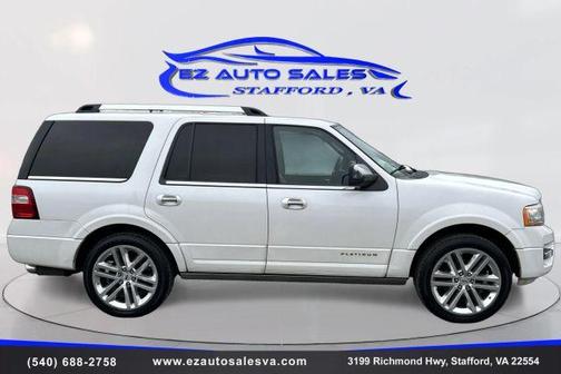 White 2016 Ford Expedition Platinum