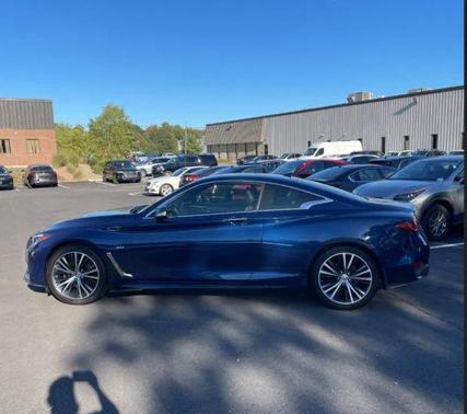 2018 INFINITI Q60 3.0t LUXE