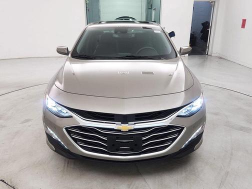 2022 Chevrolet Malibu FWD Premier