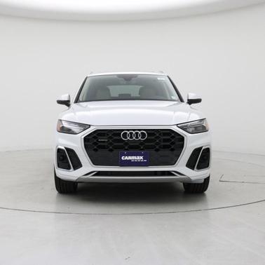 White 2021 Audi Q5 Premium Plus 55 TFSI e quattro S tronic