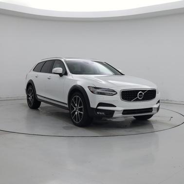 2018 Volvo V90 Cross Country T6