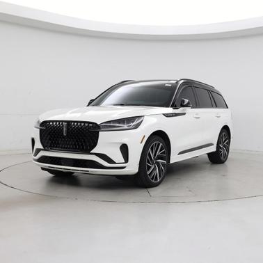 Pristine White Metallic Tri-Coat 2025 Lincoln Aviator Black Label AWD