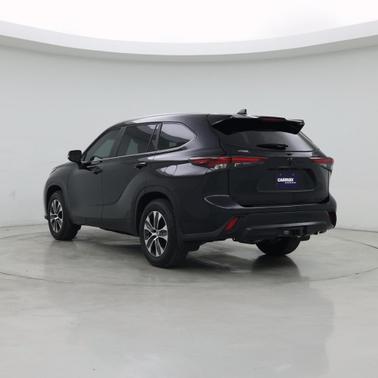 Midnight Black Metallic 2026 Toyota Highlander XLE