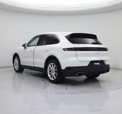 White 2024 Porsche Cayenne Cayenne