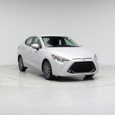 2020 Toyota Yaris Sedan LE