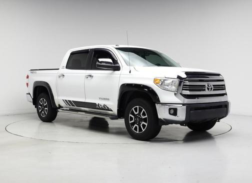 2017 Toyota Tundra SR5
