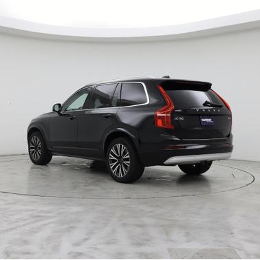 2022 Volvo XC90 T5 Momentum