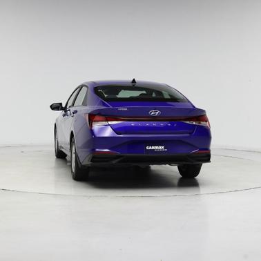 2022 Hyundai ELANTRA SE