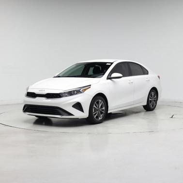 Snow White Pearl 2024 Kia Forte LXS