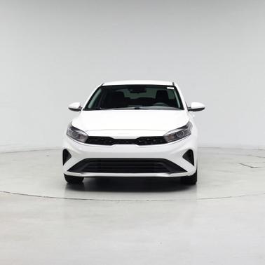 Snow White Pearl 2024 Kia Forte LXS