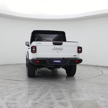 White 2020 Jeep Gladiator Overland