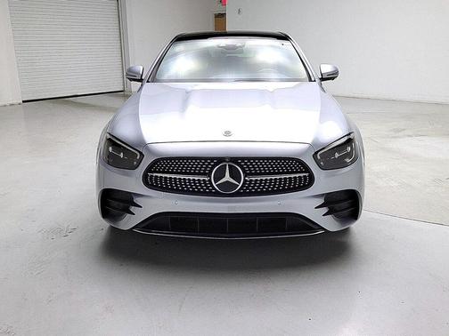 2022 Mercedes-Benz E-Class 
