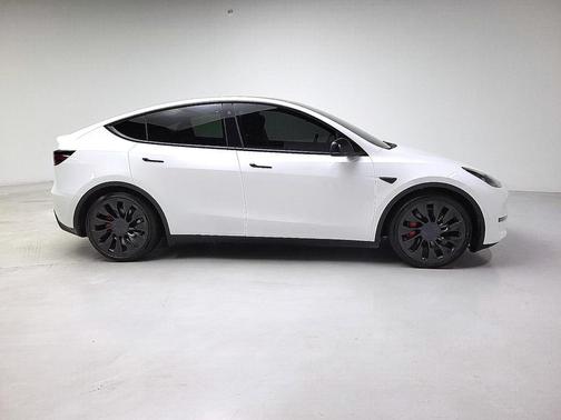 2022 Tesla Model Y Performance Dual Motor All-Wheel Drive