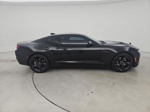 Black 2021 Chevrolet Camaro RWD Coupe LT1