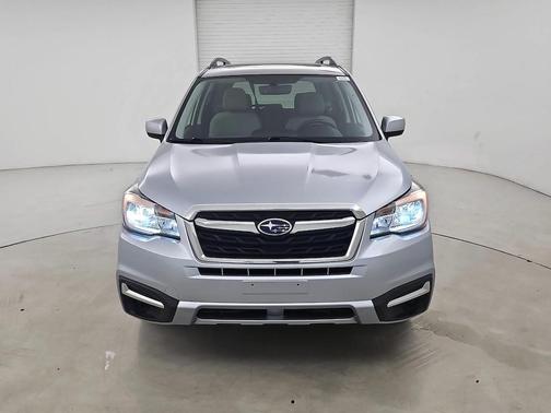 Ice Silver Metallic 2018 Subaru Forester 2.5i Premium