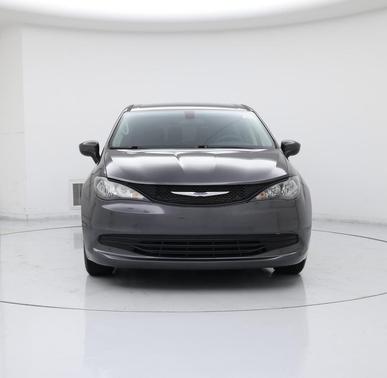 2020 Chrysler Voyager L